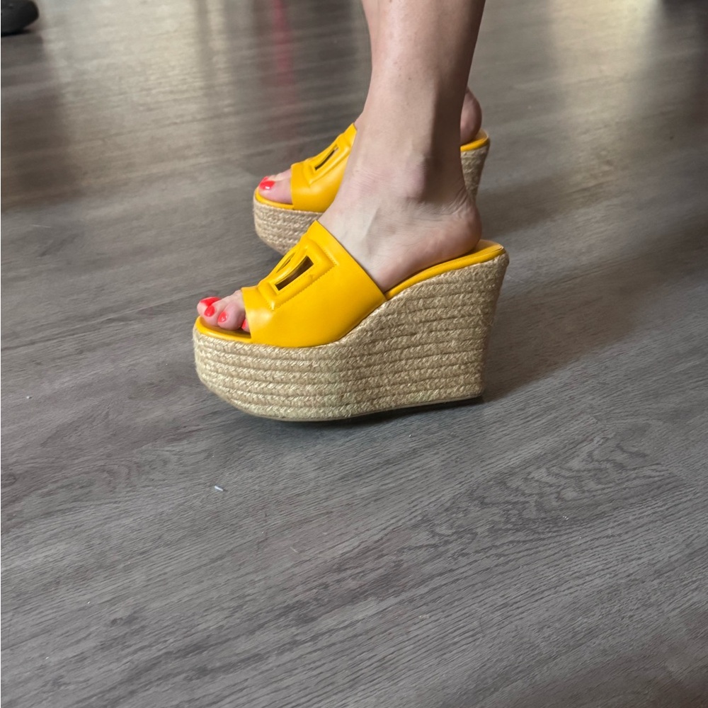 Dolce & Gabbana Yellow Leather Logo Espadrille Wedge Sandals Sz 8,5-9us - Picture 10 of 10